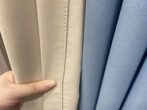 Премиальная ткань для штор блэкаут - Keqiao двухцветная бежевая и светло-голубая сшитая